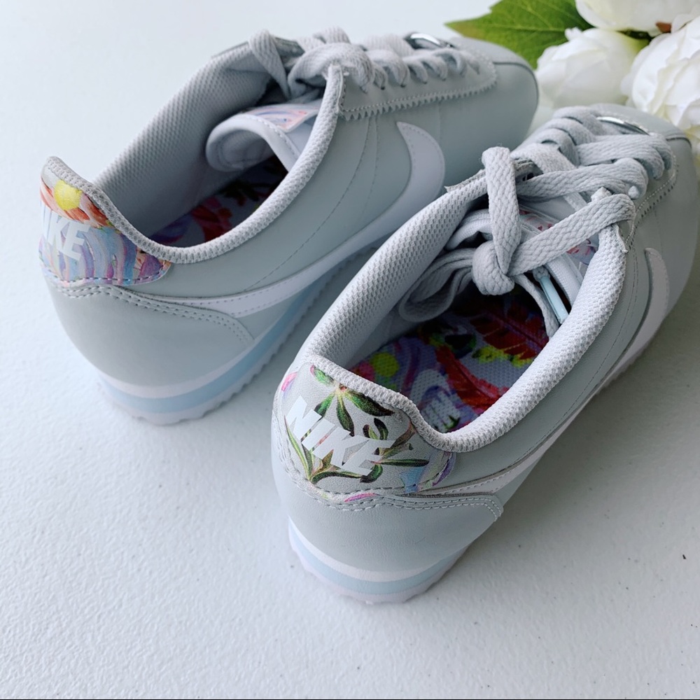 Nike Classic Cortez Floral Light Grey NEW - Picture 7 of 8